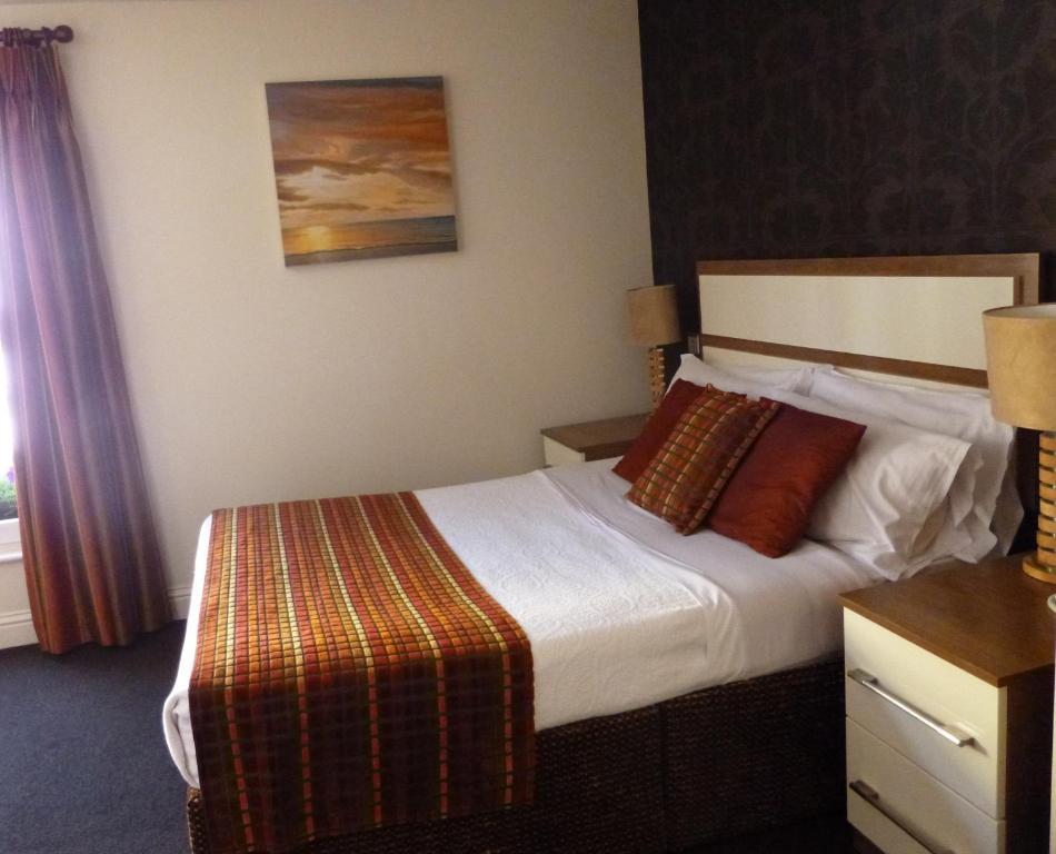 The White Lady Hotel Kinsale Rum bild