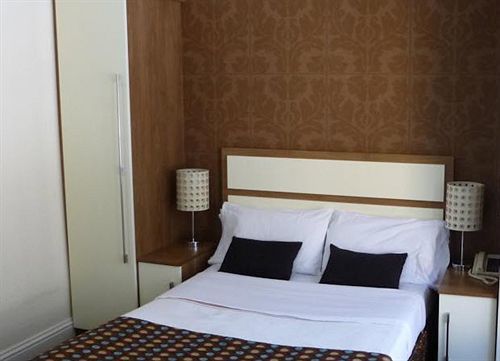 The White Lady Hotel Kinsale Exteriör bild
